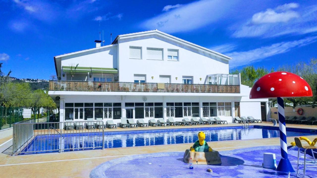 Camping Senia Caballo De Mar Pineda de Mar Exterior photo