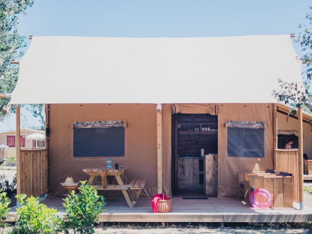 Camping Senia Caballo De Mar Pineda de Mar Exterior photo